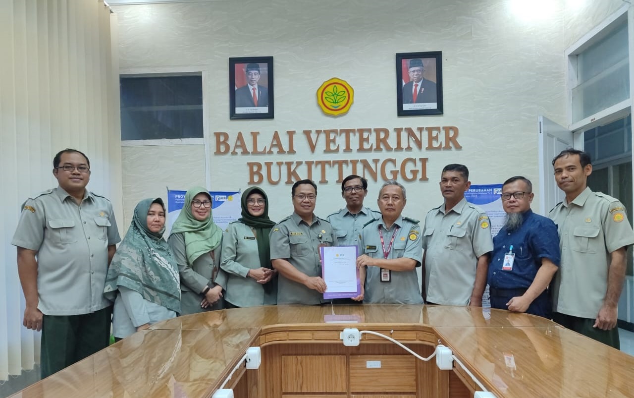 Balai Veteriner Bukittinggi dan  Balai Besar Pusat Veteriner Farma Resmi Tandatangani Perjanjian Kerja Sama Alih Teknologi Pengembangan KIT Elisa Rabies