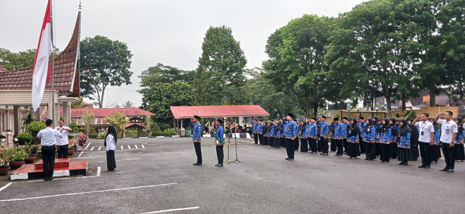 Pimpin Upacara Hari Kesadaran Nasional, Ini Pesan Kepala Balai Veteriner Bukittinggi